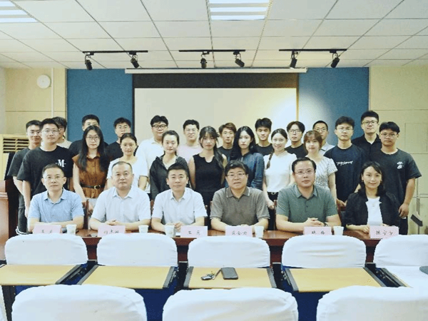 济南大学第二届“HB火博官网杯”案例创客大赛颁奖大会顺利举行